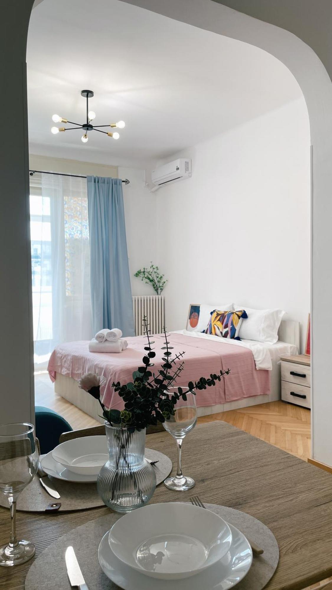 Pinkfluid - Charming Studio In Prime Location بوخارست المظهر الخارجي الصورة